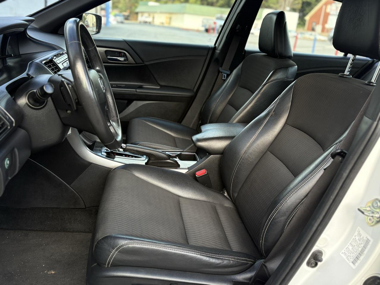 Honda Accord Sedan Sport CVT w/Honda Sensing 2017