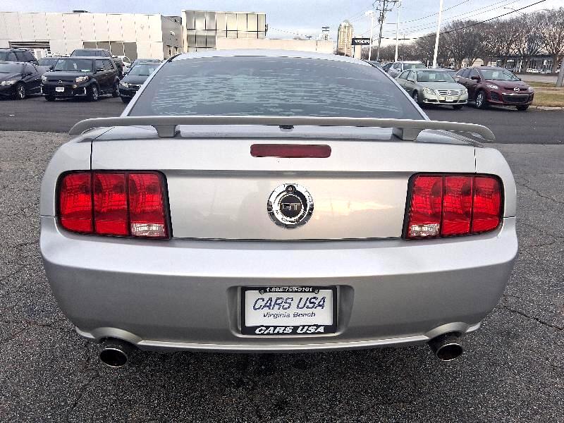 Ford Mustang GT Deluxe Coupe 2008