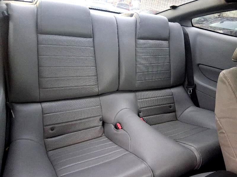 Ford Mustang GT Deluxe Coupe 2008