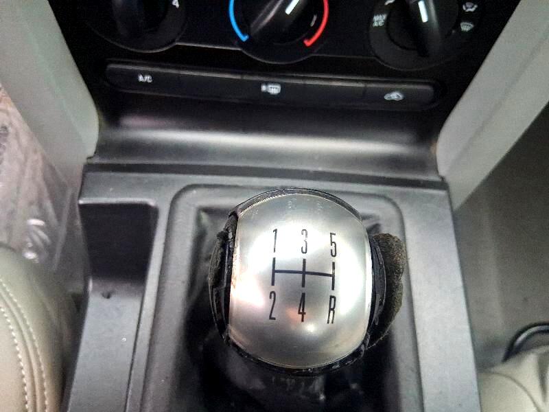 Ford Mustang GT Deluxe Coupe 2008