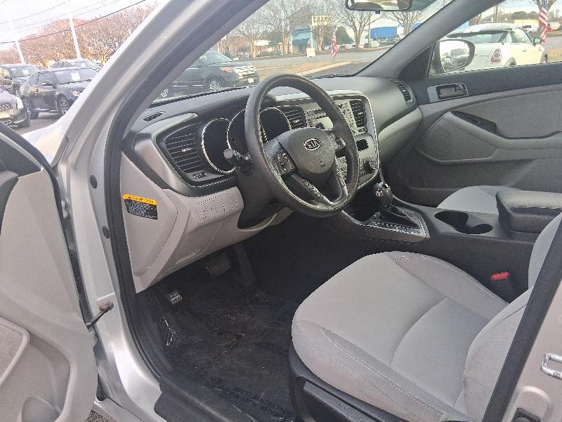 Kia Optima 4dr Sdn 2.4L Auto LX 2012