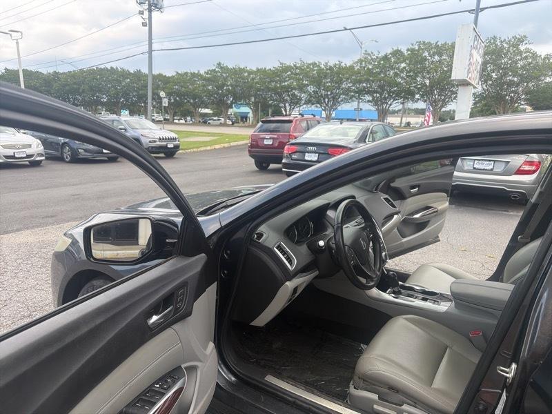 Acura TLX 8-Spd DCT 2016