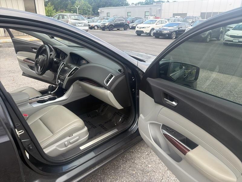 Acura TLX 8-Spd DCT 2016