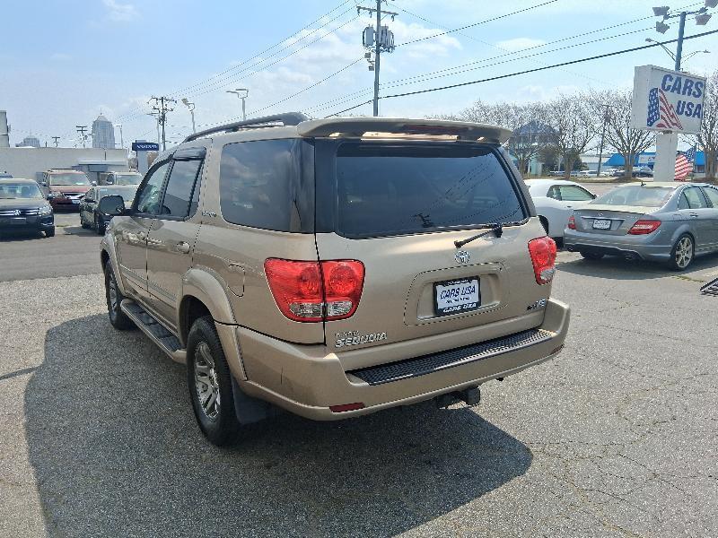 Toyota Sequoia Limited 2WD 2007