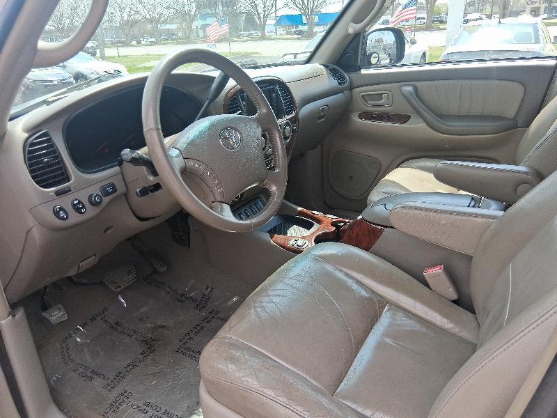 Toyota Sequoia Limited 2WD 2007