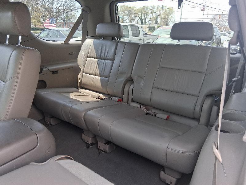 Toyota Sequoia Limited 2WD 2007