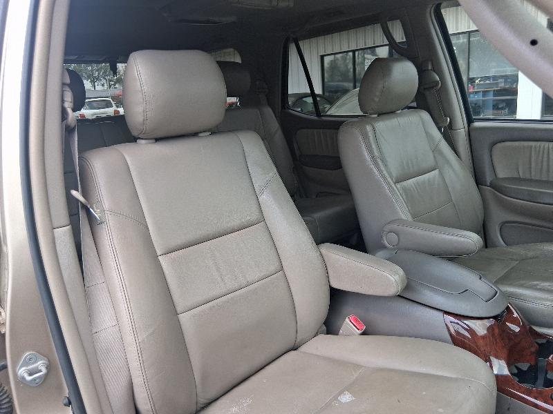 Toyota Sequoia Limited 2WD 2007