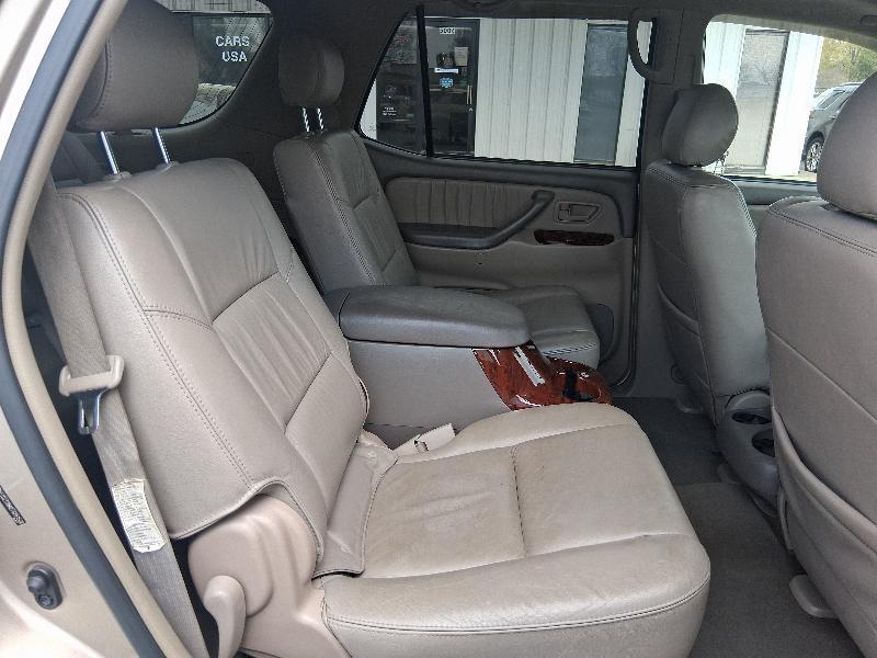 Toyota Sequoia Limited 2WD 2007