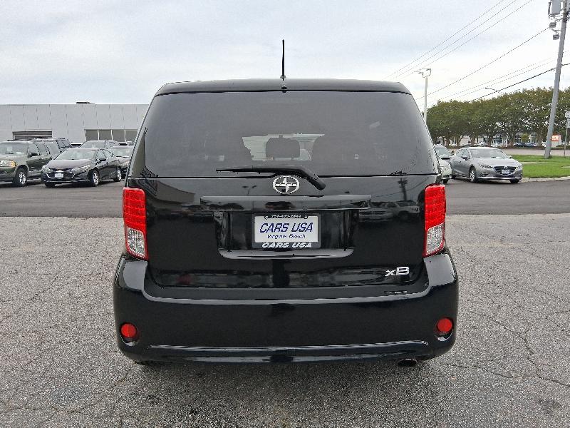 2013 Scion xB photo 5