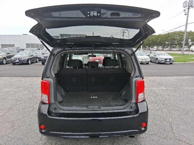 2013 Scion xB photo 20