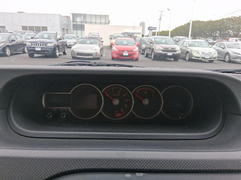 2013 Scion xB photo 27