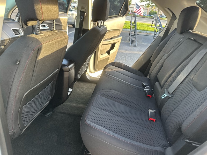 2014 Chevrolet Equinox LS photo 12
