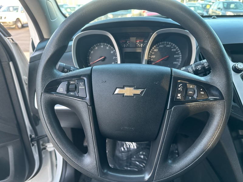 2014 Chevrolet Equinox LS photo 19