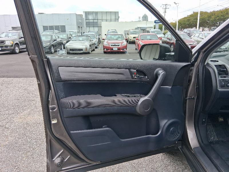 2009 Honda CR-V LX photo 22