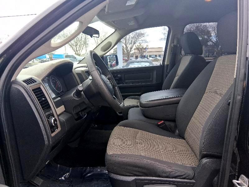 RAM 1500 ST Crew Cab 2WD 2012