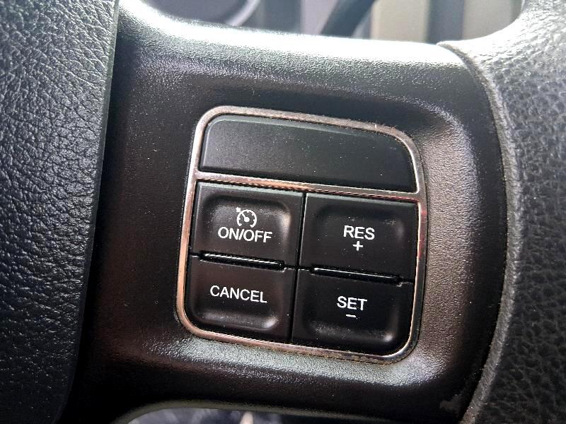 RAM 1500 ST Crew Cab 2WD 2012