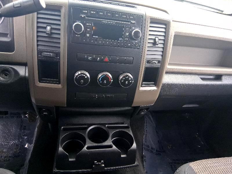 RAM 1500 ST Crew Cab 2WD 2012