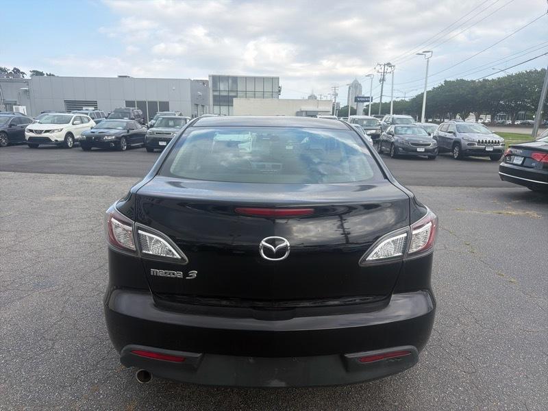 Mazda MAZDA3 i Touring 4-door 2010