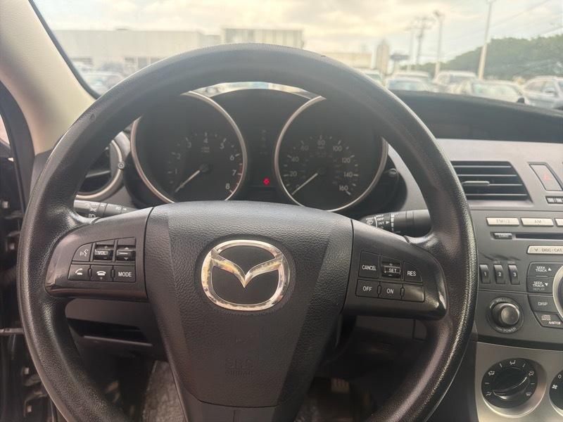 Mazda MAZDA3 i Touring 4-door 2010
