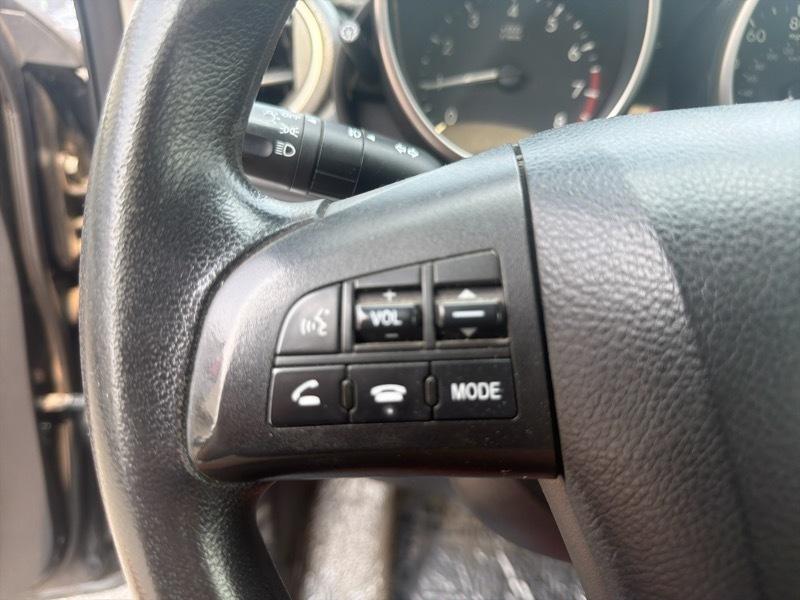 Mazda MAZDA3 i Touring 4-door 2010