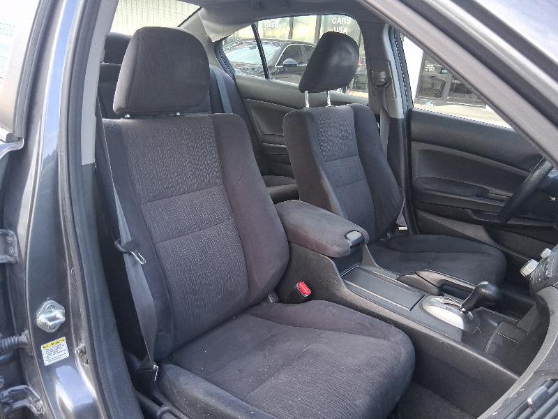 Honda Accord LX sedan AT 2011