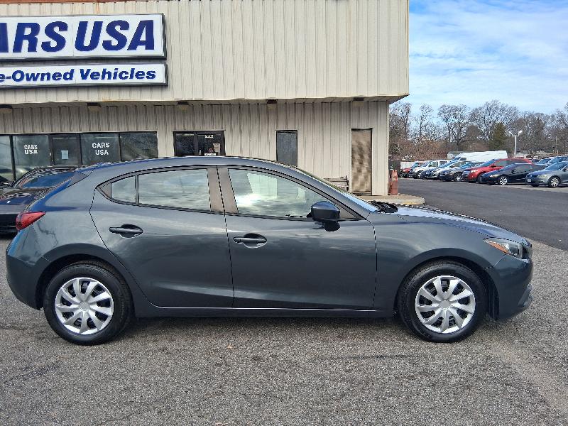 Mazda MAZDA3 i Sport AT 5-Door 2015