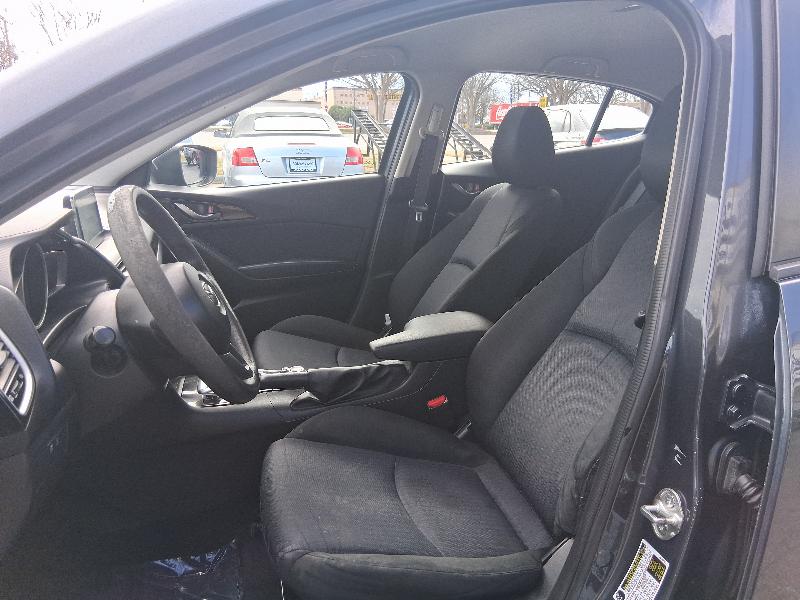 Mazda MAZDA3 i Sport AT 5-Door 2015