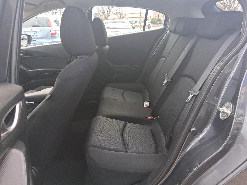 Mazda MAZDA3 i Sport AT 5-Door 2015