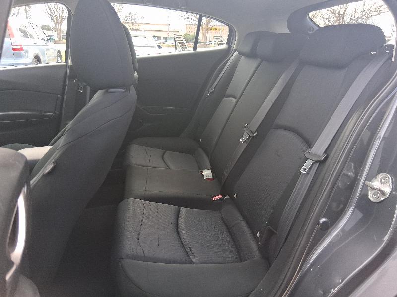 Mazda MAZDA3 i Sport AT 5-Door 2015