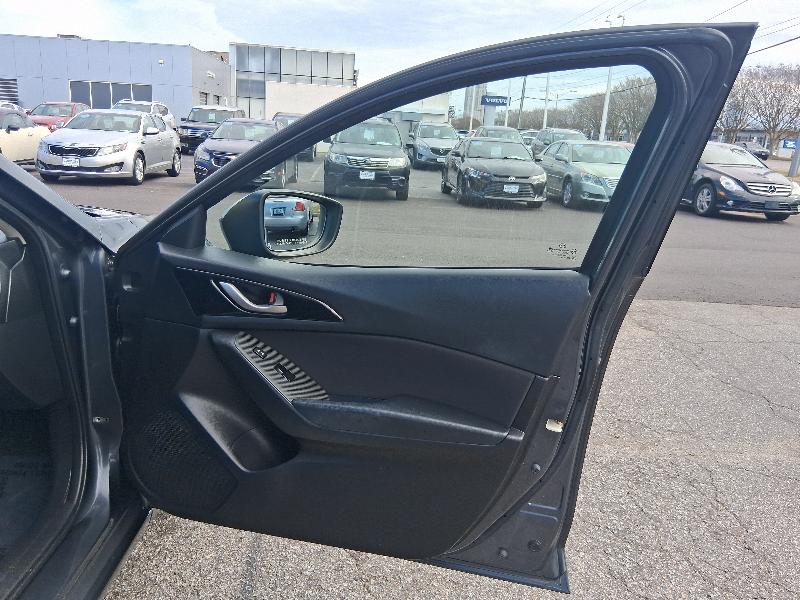 Mazda MAZDA3 i Sport AT 5-Door 2015