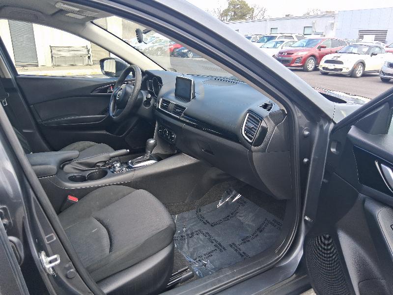 Mazda MAZDA3 i Sport AT 5-Door 2015