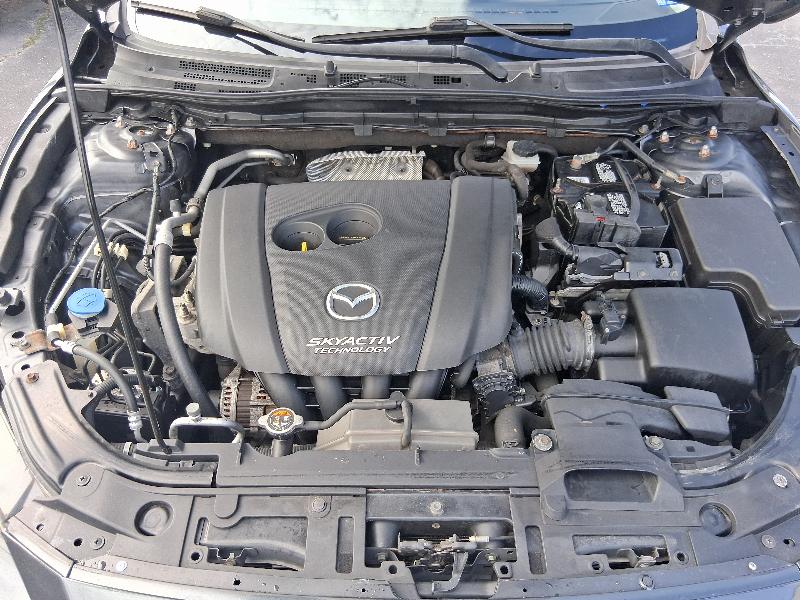 Mazda MAZDA3 i Sport AT 5-Door 2015