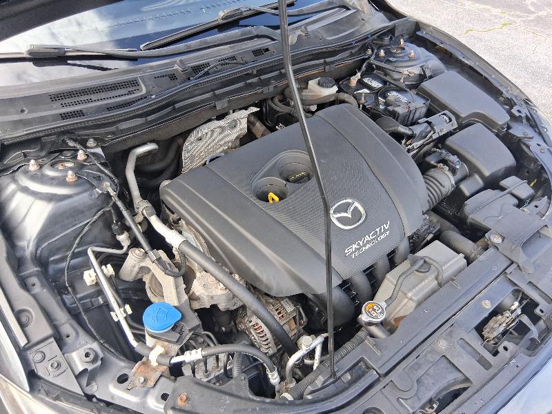 Mazda MAZDA3 i Sport AT 5-Door 2015