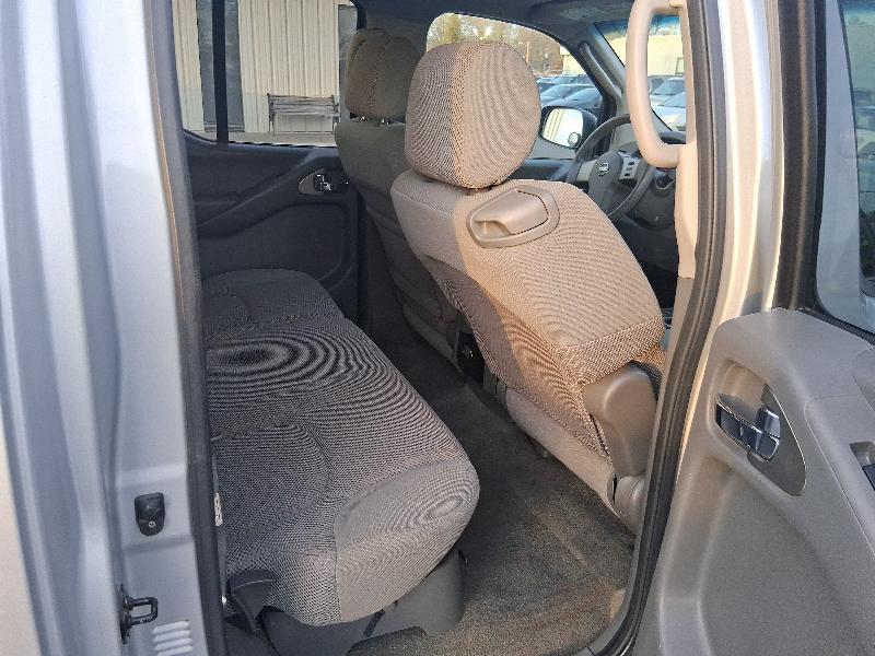 Nissan Frontier LE Crew Cab 2WD 2006