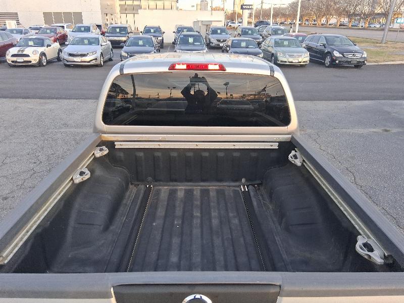 Nissan Frontier LE Crew Cab 2WD 2006