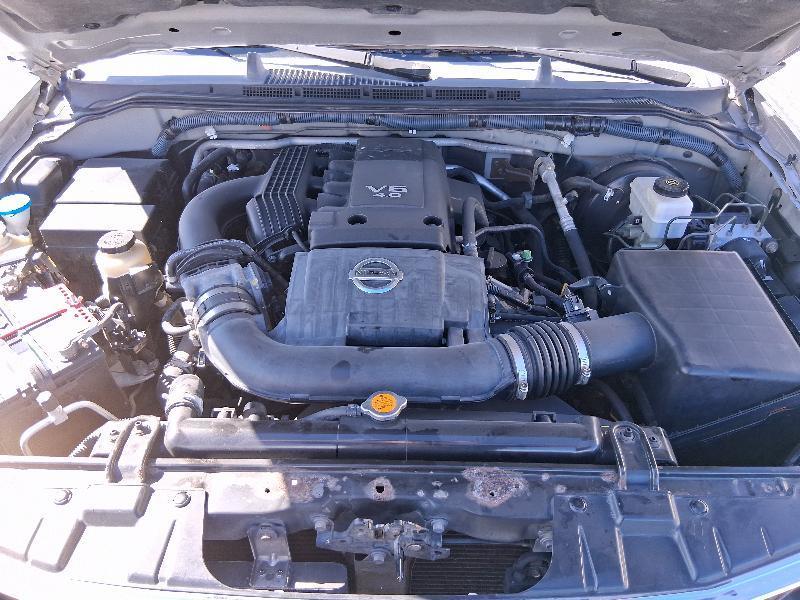 Nissan Frontier LE Crew Cab 2WD 2006