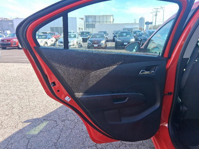 Chevrolet Sonic LT Auto Sedan 2015