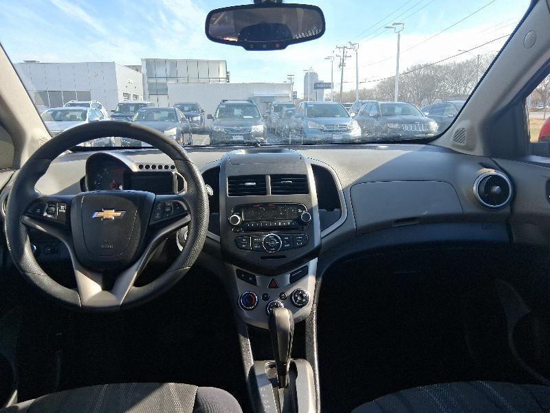 Chevrolet Sonic LT Auto Sedan 2015