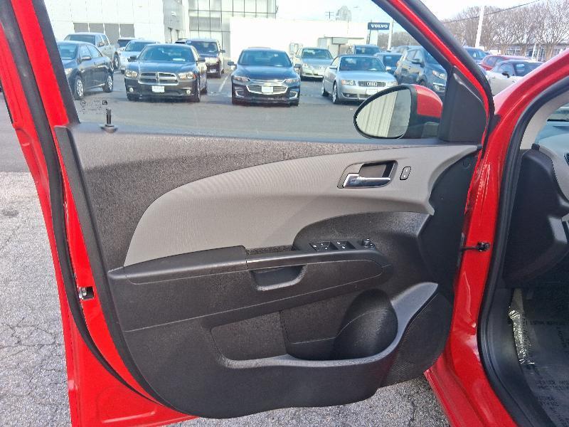 Chevrolet Sonic LT Auto Sedan 2015