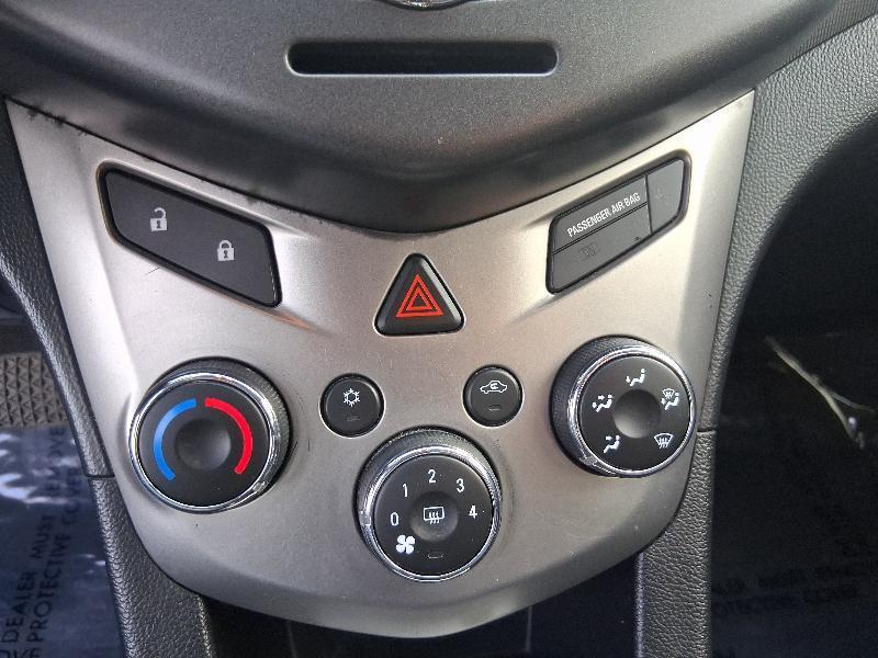 Chevrolet Sonic LT Auto Sedan 2015