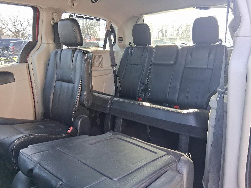 Chrysler Town & Country Touring-L 2015