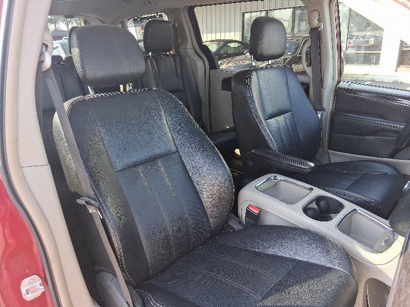 Chrysler Town & Country Touring-L 2015