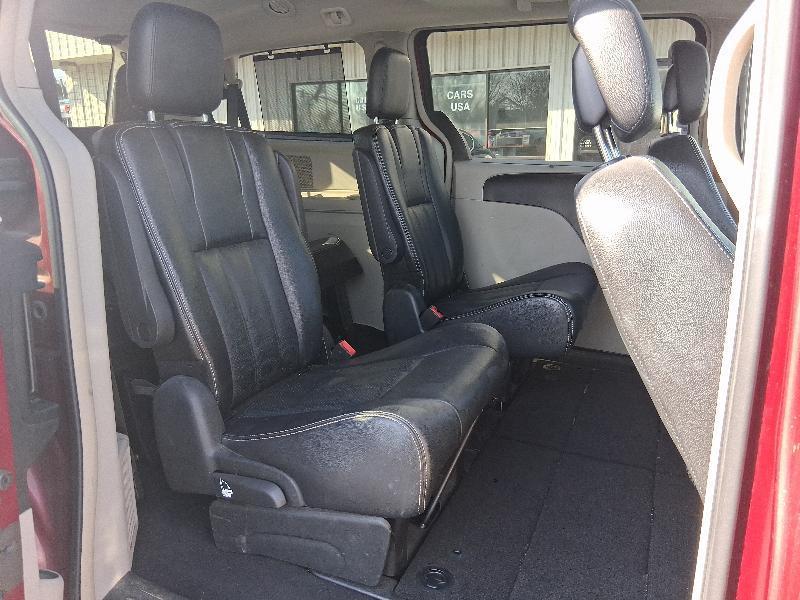 Chrysler Town & Country Touring-L 2015