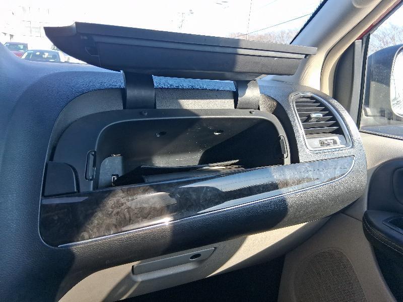 Chrysler Town & Country Touring-L 2015