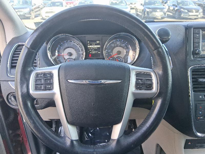 Chrysler Town & Country Touring-L 2015