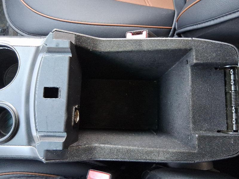 Ford Explorer Limited FWD 2013