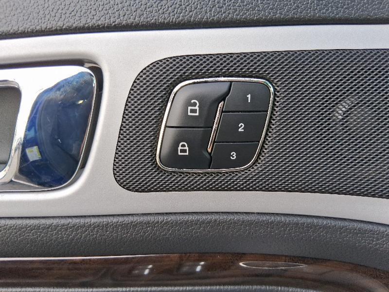 Ford Explorer Limited FWD 2013