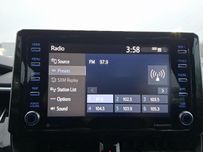 Toyota Corolla LE 2021