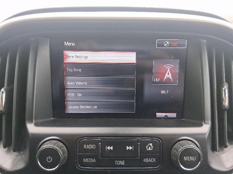 GMC Canyon SLT Crew Cab 2WD Short Box 2015