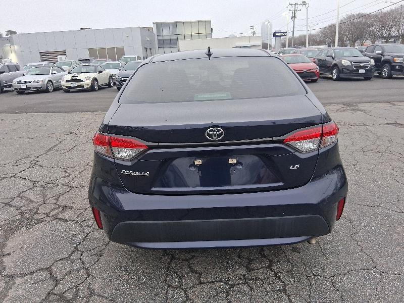 Toyota Corolla LE 2022